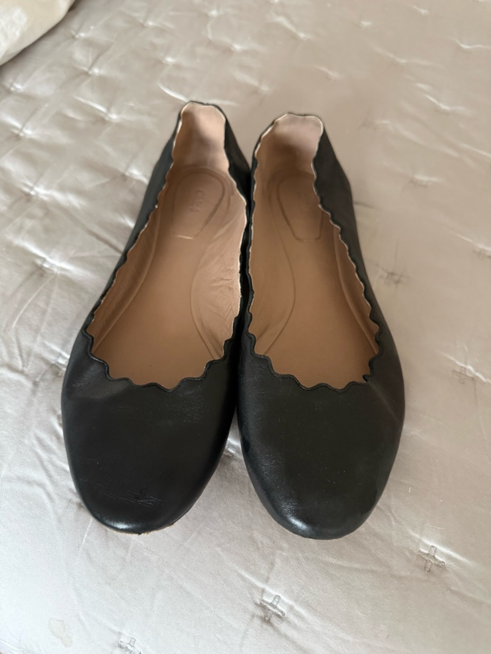 Chloé Black Scalloped Leather Ballet Flats